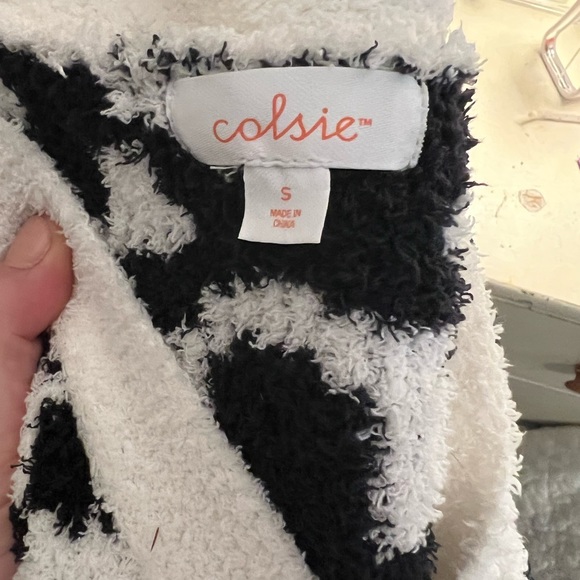 NWT Colsie Leopard Eyelash Cardigan small - Picture 2 of 4